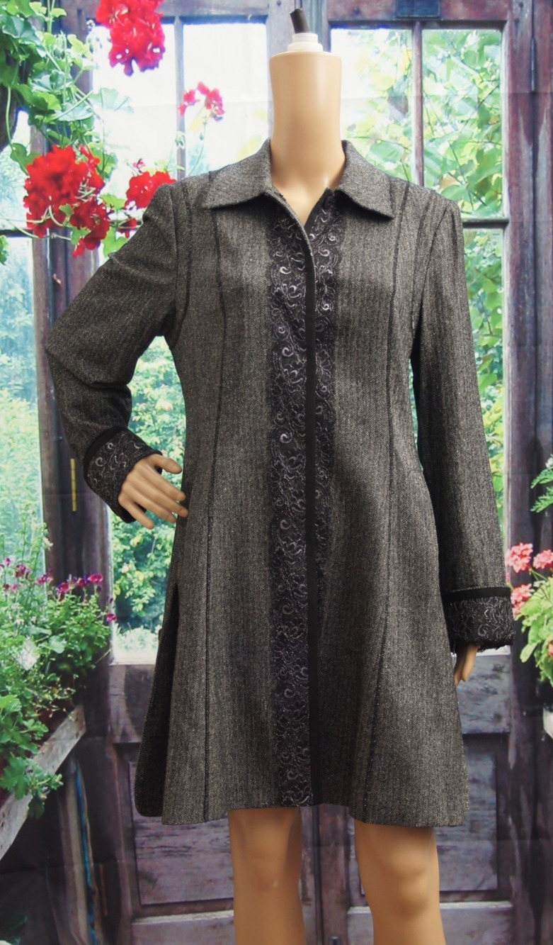 Zelda Gray Wool Blend Herringbone Coat Jacket Embroidered Vintage size 8